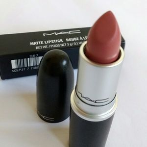 MAC Cosmetics Matte Lipstick Velvet Teddy